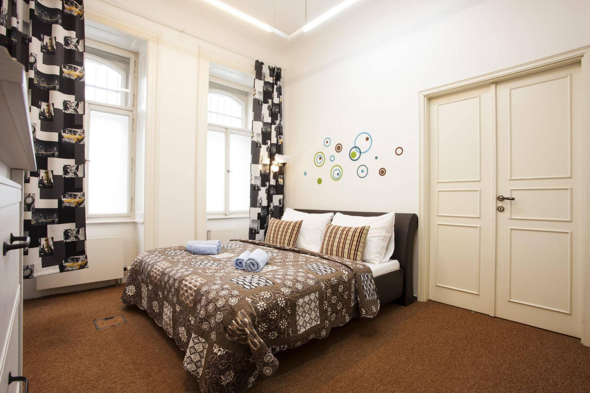 Vltava Apartments Prága Kültér fotó
